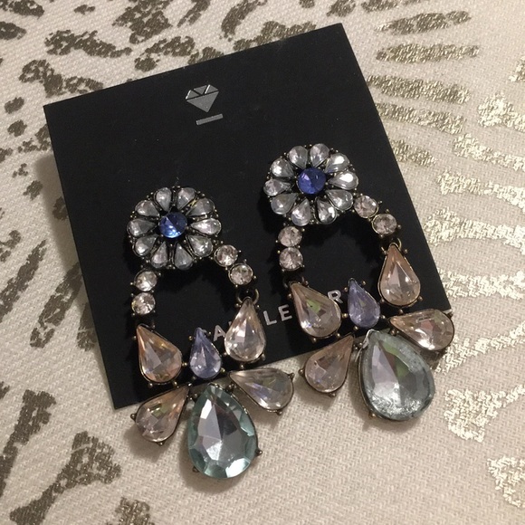 BaubleBar Jewelry - baublebar | statement earrings